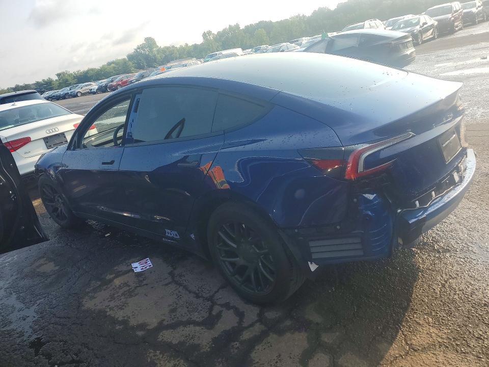 2025 Tesla Model 3 მანქანა იყიდება აუქციონზე, vin: 5YJ3E1EB5SF001812, აუქციონის ნომერი: 64311166