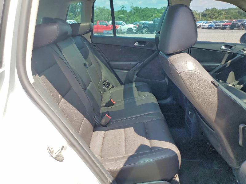 2013 Volkswagen Tiguan მანქანა იყიდება აუქციონზე, vin: WVGBV7AX4DW546913, აუქციონის ნომერი: 65281026