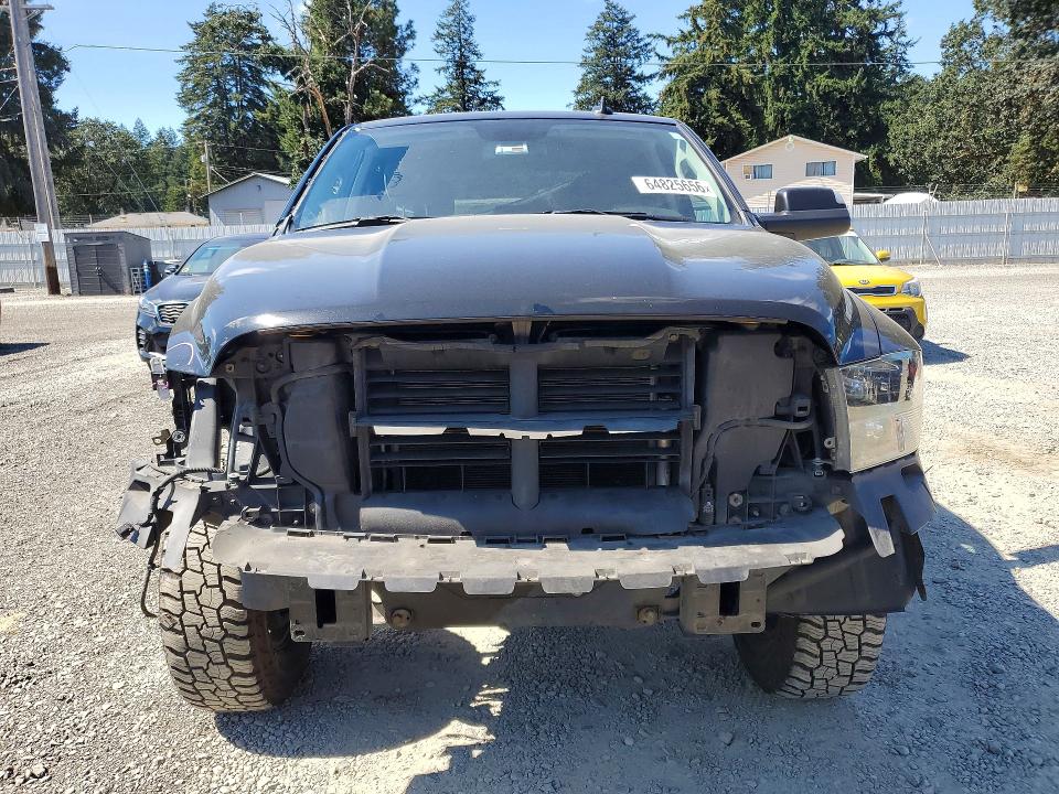 64825656 :رقم المزاد ، 3C6RR7KT3MG686170 vin ، 2021 Ram 1500 Classic مزاد بيع