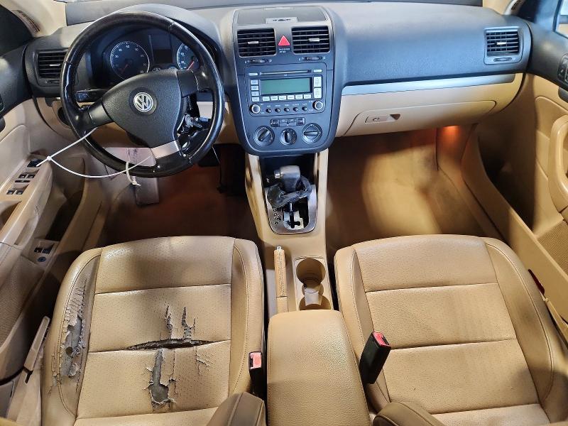 64921456 :رقم المزاد ، 3VWRZ71K29M172169 vin ، 2009 Volkswagen Jetta مزاد بيع