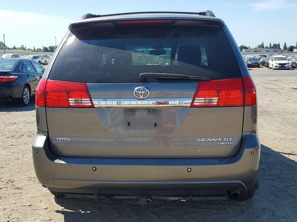 Aukcja sprzedaży 2004 Toyota Sienna, vin: 5TDZA22C44S058896, numer aukcji: 64985396