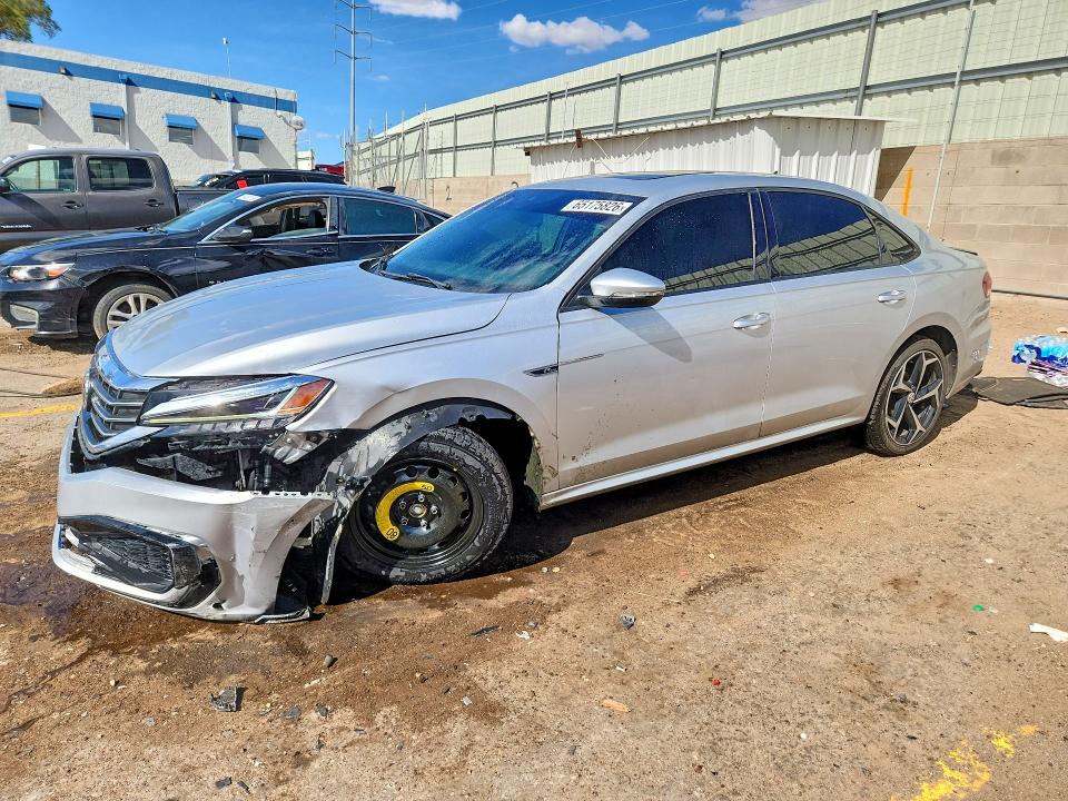 2021 Volkswagen Passat მანქანა იყიდება აუქციონზე, vin: 1VWMA7A39MC010317, აუქციონის ნომერი: 65175826