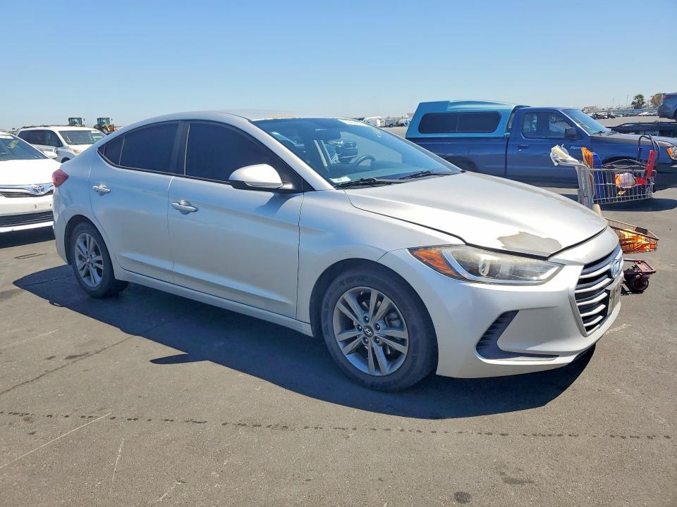 Aukcja sprzedaży 2018 Hyundai Elantra, vin: 5NPD84LF0JH220275, numer aukcji: 63260456