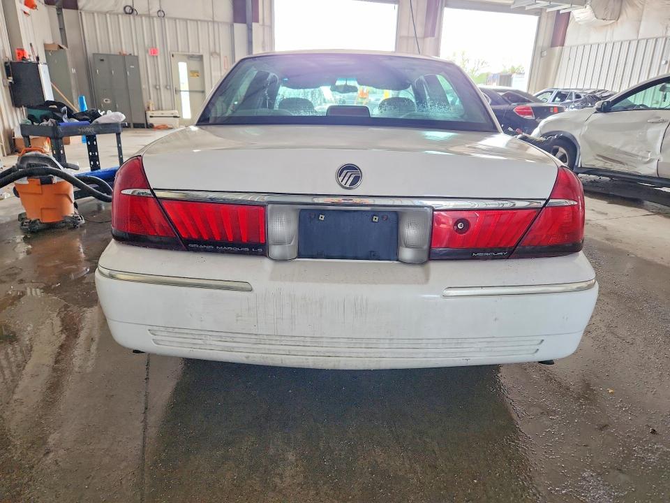 Продаж на аукціоні авто 2000 Mercury Grand Marquis, vin: 2MEFM75W7YX636530, номер лоту: 63726186