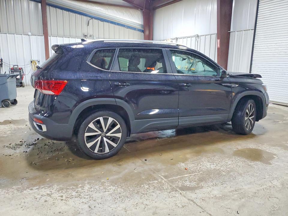 Продажа на аукционе авто 2023 Volkswagen Taos, vin: 3VVNX7B2XPM327281, номер лота: 67179626
