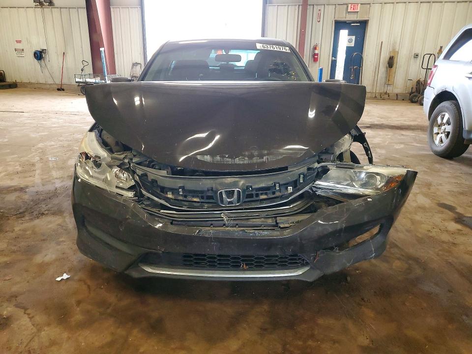 2016 Honda Accord მანქანა იყიდება აუქციონზე, vin: 1HGCR2F39GA078220, აუქციონის ნომერი: 63761976