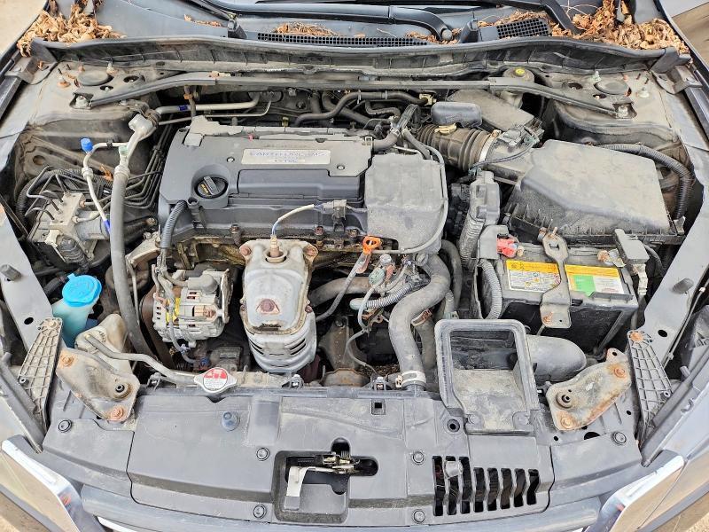 62528646 :رقم المزاد ، 1HGCR2F88FA159834 vin ، 2015 Honda Accord مزاد بيع