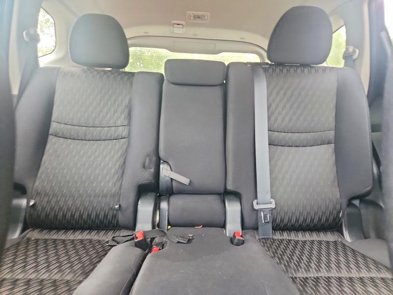 66022616 :رقم المزاد ، 5N1AT2MT9JC717780 vin ، 2018 Nissan Rogue مزاد بيع