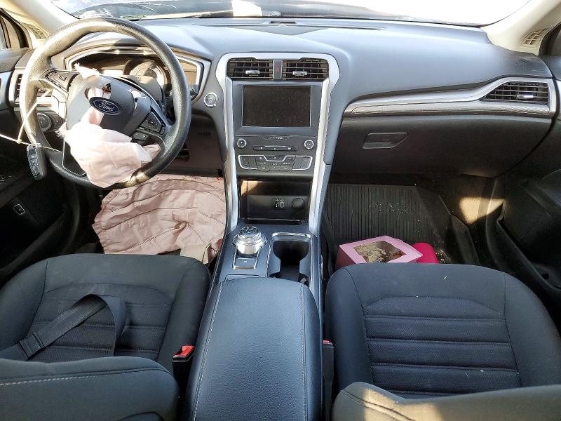 64826506 :رقم المزاد ، 3FA6P0LU2KR131105 vin ، 2019 Ford Fusion مزاد بيع