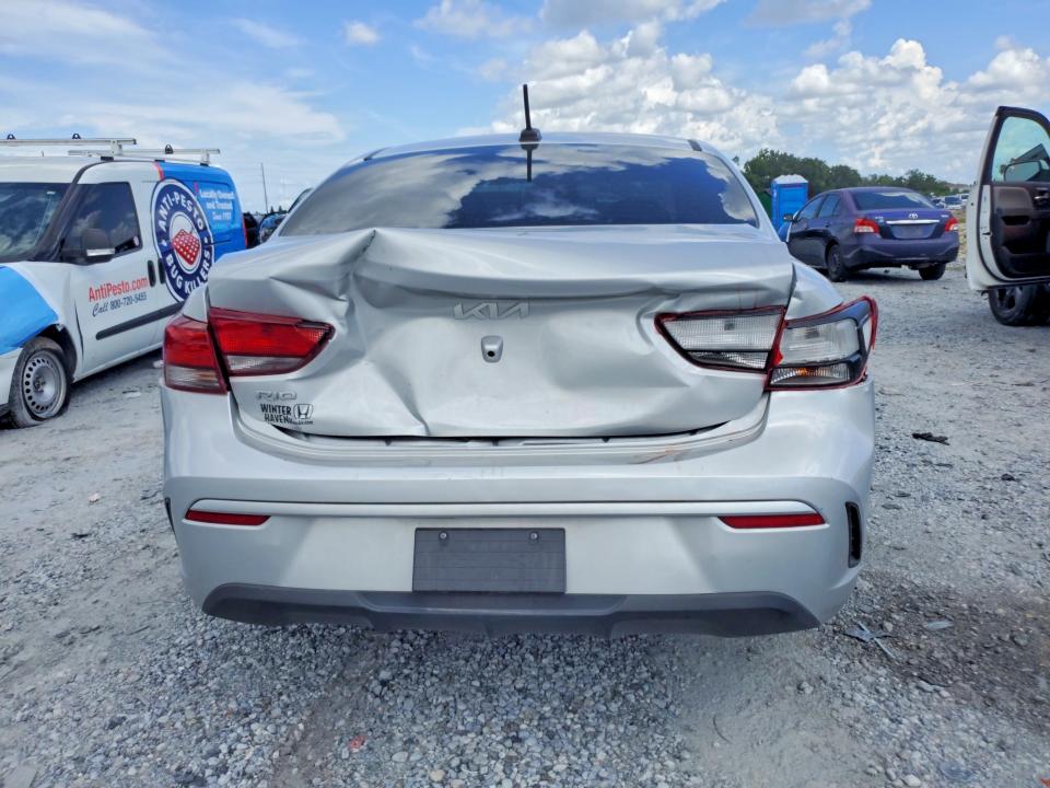 2022 Kia Rio მანქანა იყიდება აუქციონზე, vin: 3KPA24AD3NE458914, აუქციონის ნომერი: 66365786
