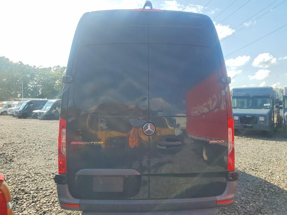 64435296 :رقم المزاد ، W1W5EDHY0LT023651 vin ، 2020 Mercedes-benz Sprinter مزاد بيع