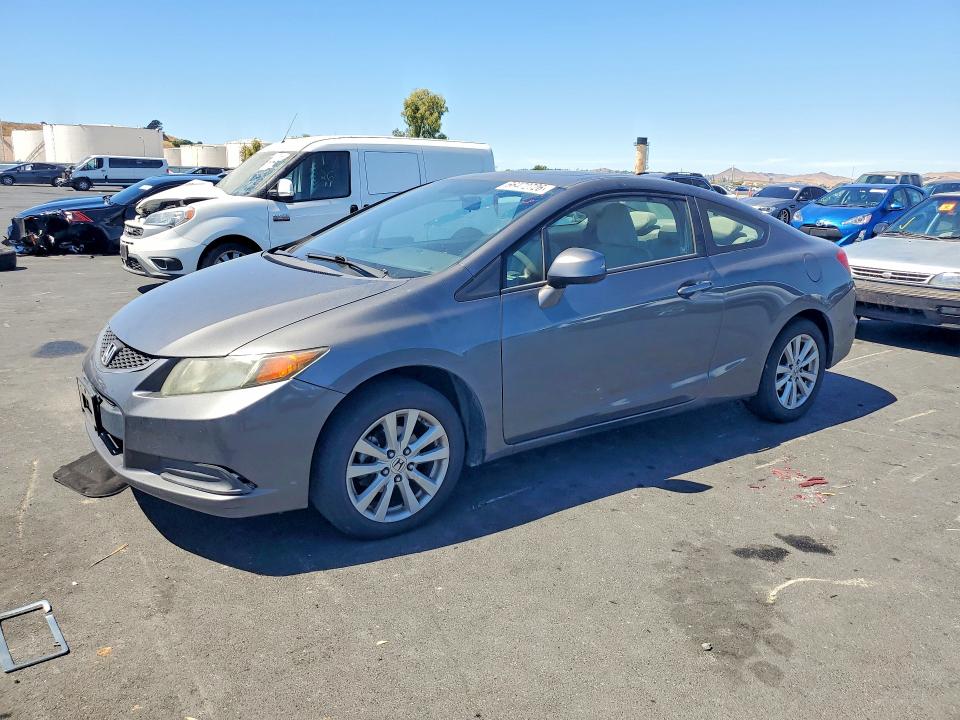 66472726 :رقم المزاد ، 2HGFG3A85CH506677 vin ، 2012 Honda Civic مزاد بيع
