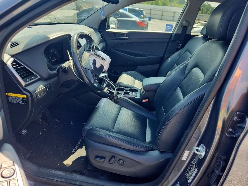 2017 Hyundai Tucson მანქანა იყიდება აუქციონზე, vin: KM8J33A42HU480007, აუქციონის ნომერი: 64477776