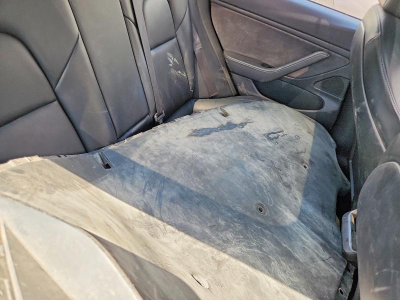 64952256 :رقم المزاد ، 5YJ3E1EA1JF158212 vin ، 2018 Tesla Model 3 مزاد بيع
