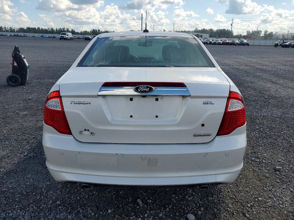 65690856 :رقم المزاد ، 3FAHP0JG0BR118357 vin ، 2011 Ford Fusion مزاد بيع