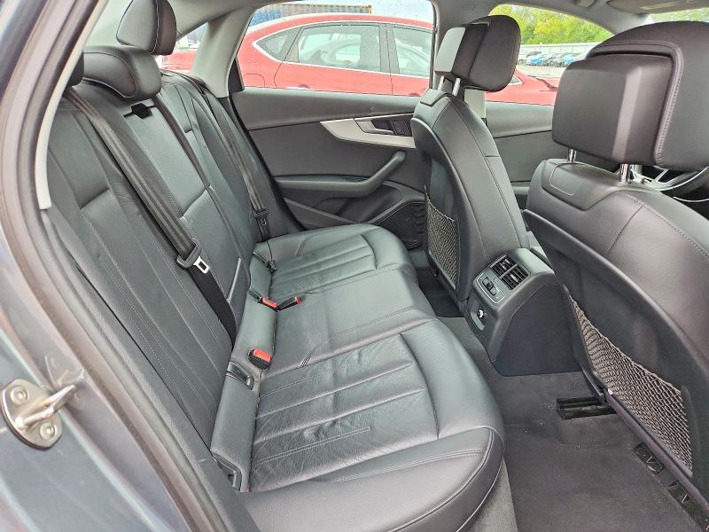Продаж на аукціоні авто 2017 Audi A4, vin: WAUENAF42HN022052, номер лоту: 65648996