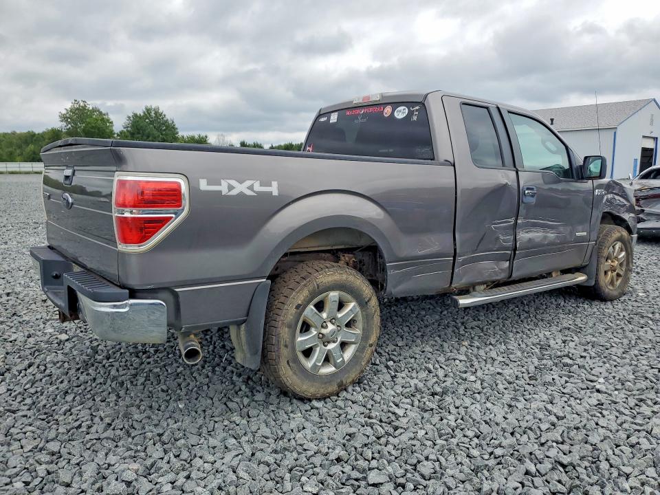 65652976 :رقم المزاد ، 1FTFX1ET8DFC93325 vin ، 2013 Ford F150 مزاد بيع