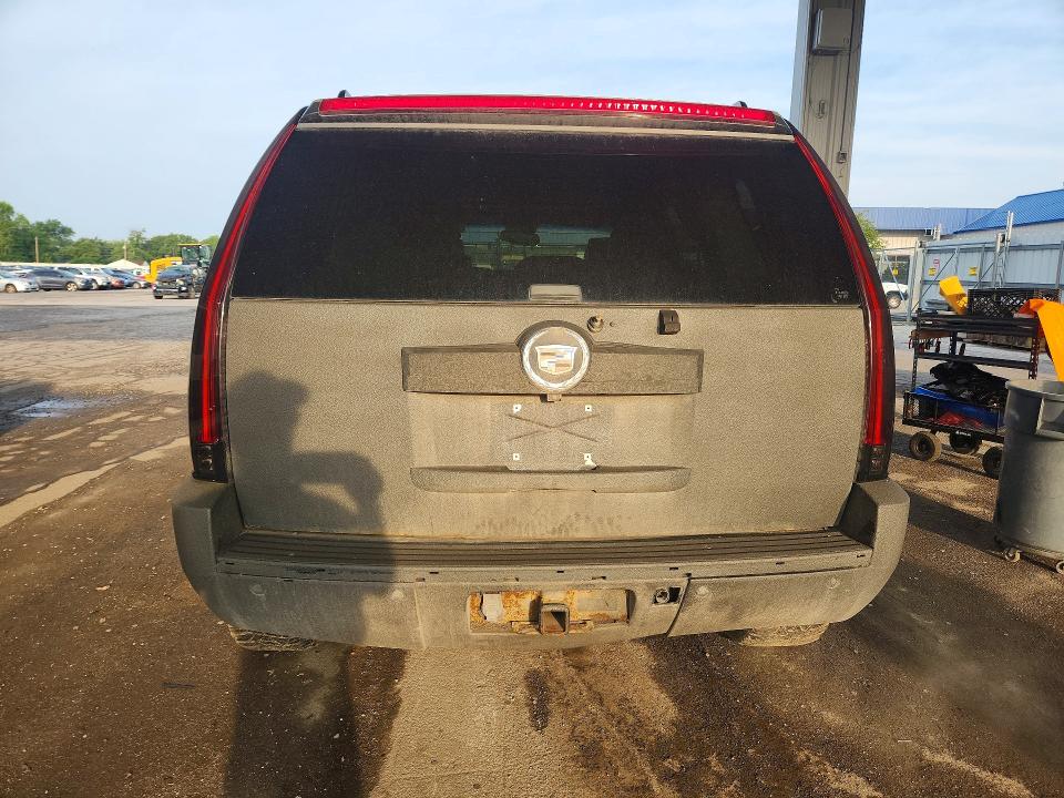 2008 Cadillac Escalade მანქანა იყიდება აუქციონზე, vin: 1GYFK63878R152772, აუქციონის ნომერი: 65613306