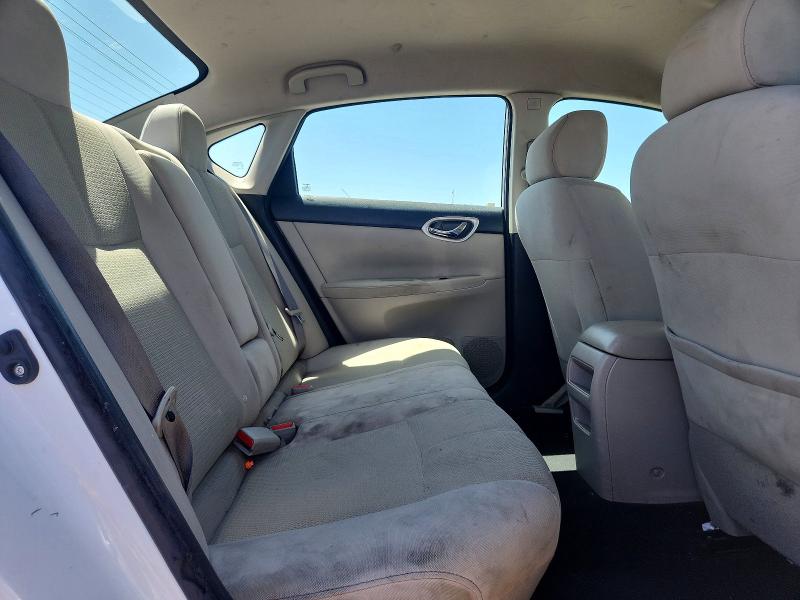 2015 Nissan Sentra მანქანა იყიდება აუქციონზე, vin: 3N1AB7AP5FY373037, აუქციონის ნომერი: 64292716