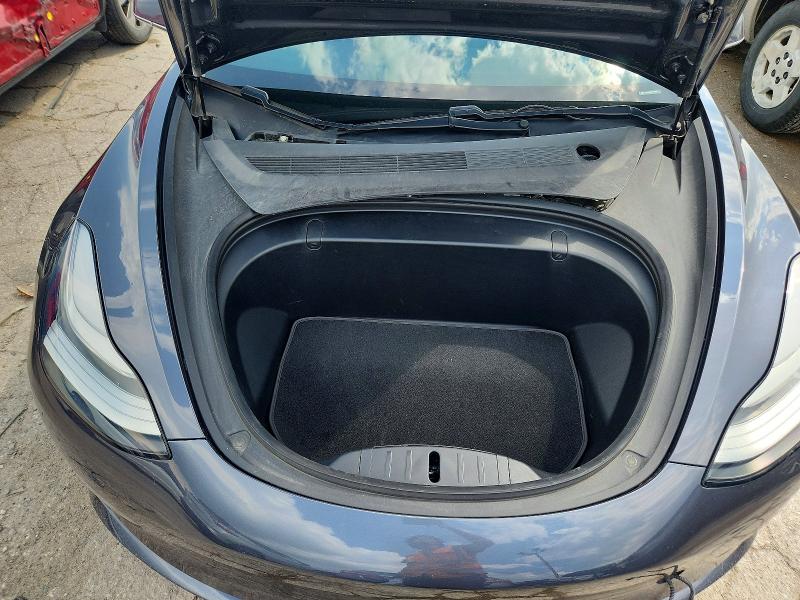 Продаж на аукціоні авто 2018 Tesla Model 3, vin: 5YJ3E1EB6JF103845, номер лоту: 64399386
