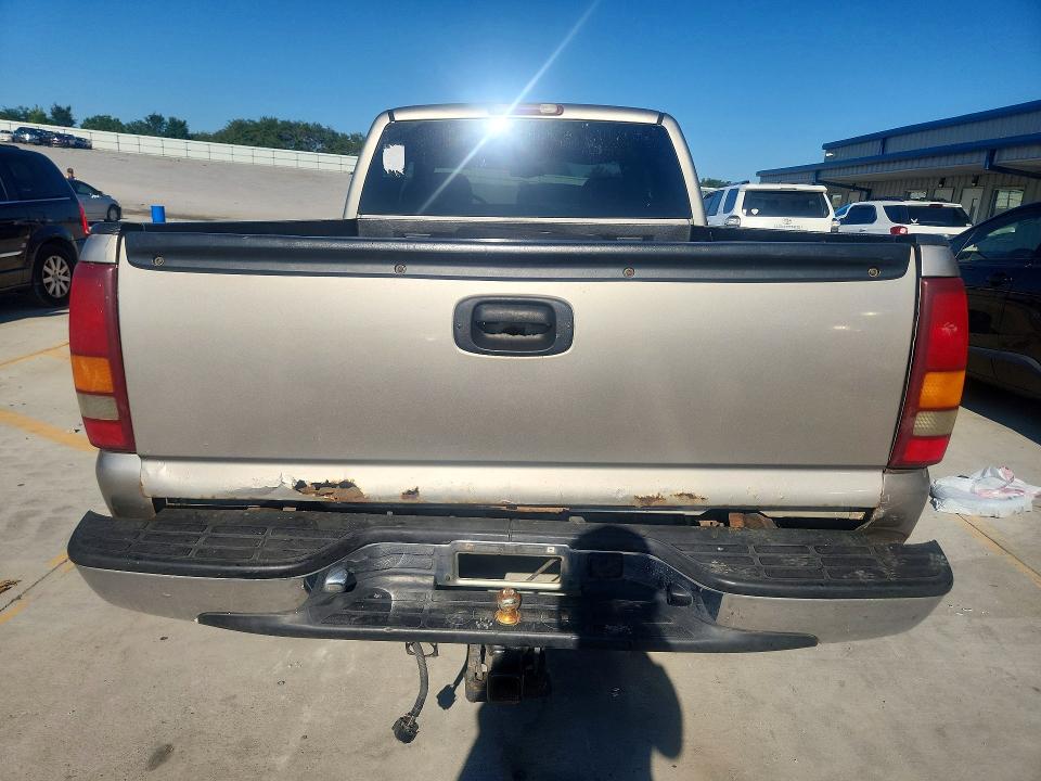 65710736 :رقم المزاد ، 2GCEK19T421284033 vin ، 2002 Chevrolet Silverado مزاد بيع