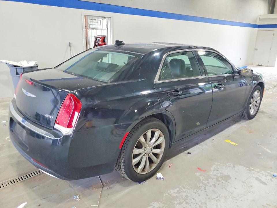 Продаж на аукціоні авто 2018 Chrysler 300, vin: 2C3CCARG8JH269214, номер лоту: 63191886