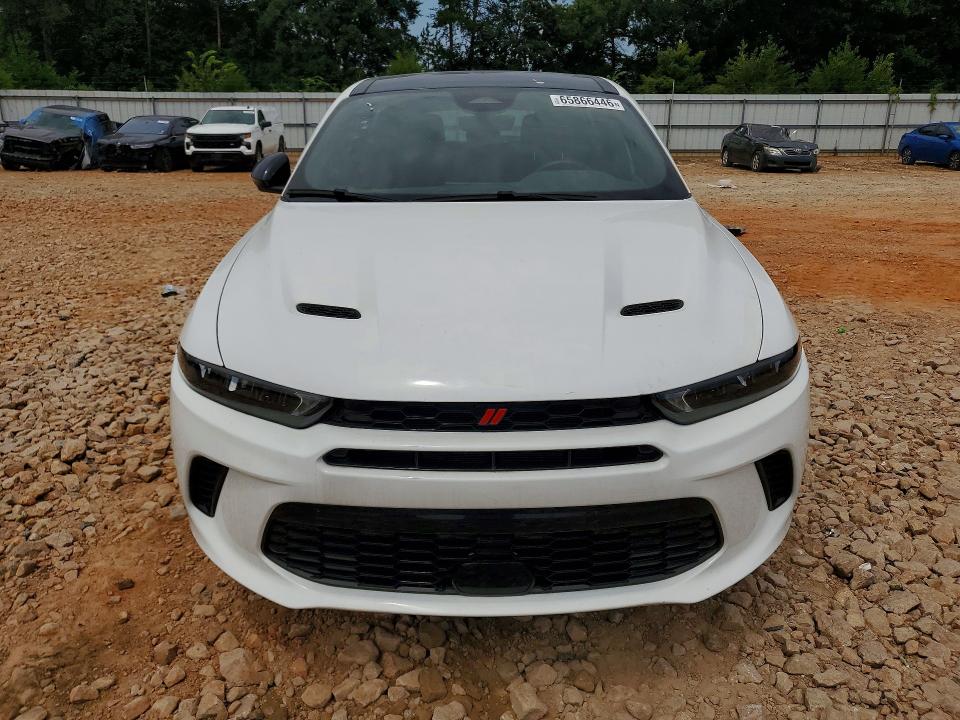 2024 Dodge Hornet მანქანა იყიდება აუქციონზე, vin: ZACPDFDW5R3A28637, აუქციონის ნომერი: 65866446
