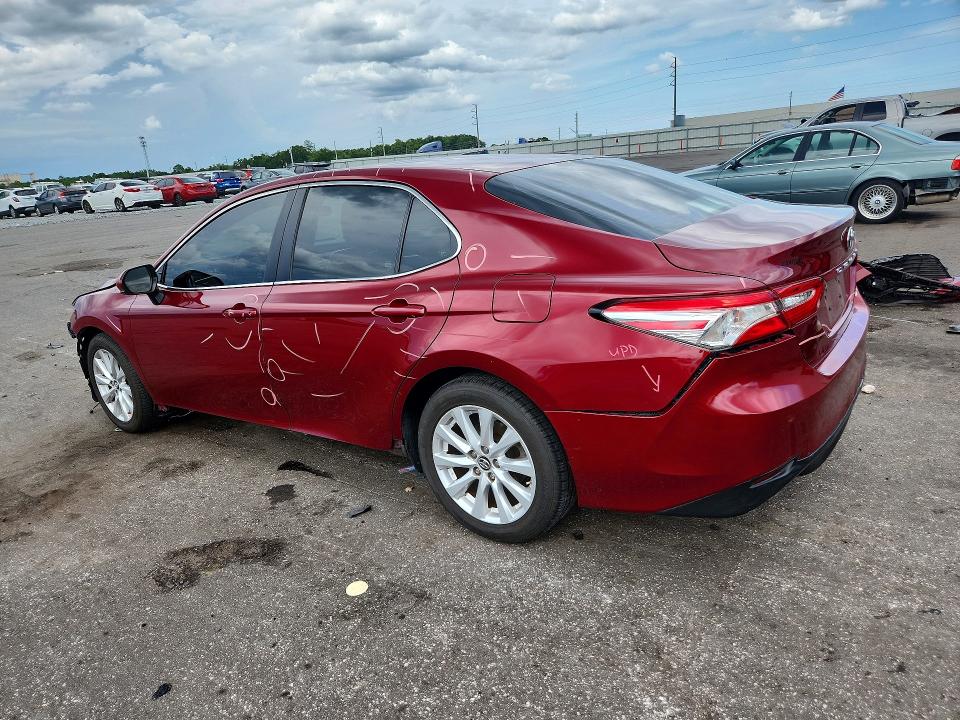 Продаж на аукціоні авто 2018 Toyota Camry, vin: 4T1B11HK8JU513505, номер лоту: 66626726