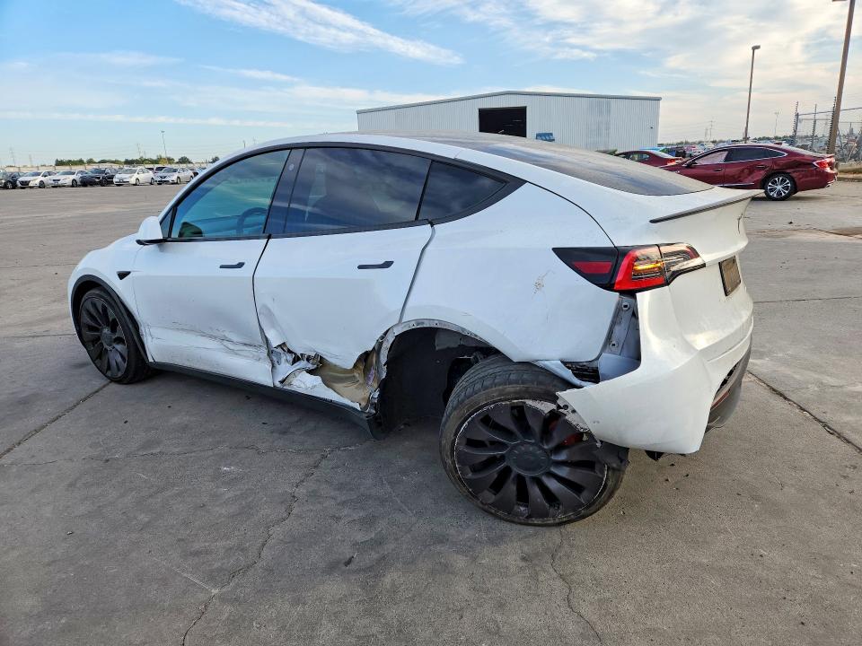 Продаж на аукціоні авто 2021 Tesla Model Y, vin: 5YJYGDEF2MF137015, номер лоту: 64760756