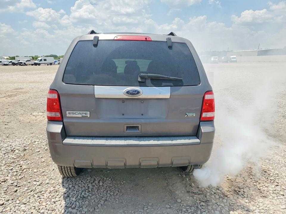 2010 Ford Escape მანქანა იყიდება აუქციონზე, vin: 1FMCU0EG9AKB52089, აუქციონის ნომერი: 62272526