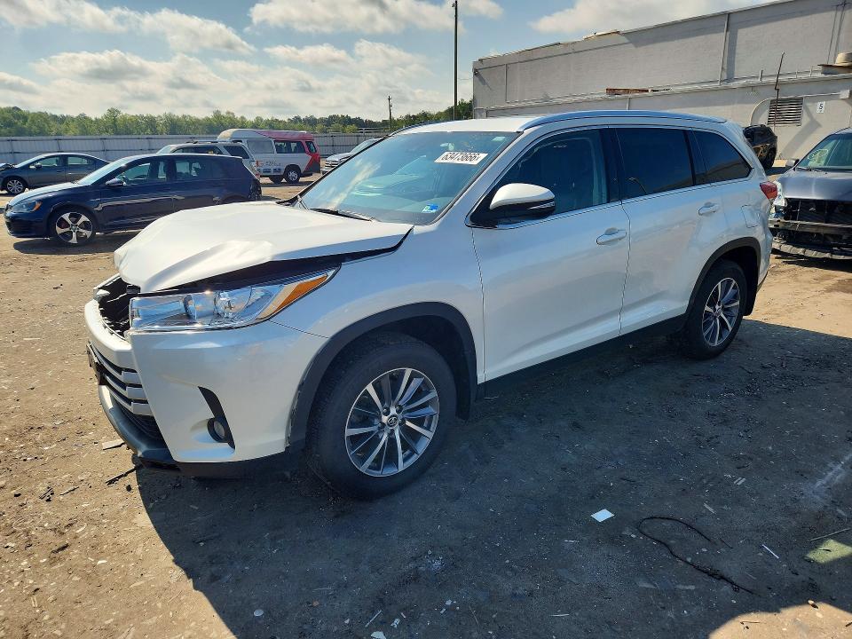 Продаж на аукціоні авто 2019 Toyota Highlander, vin: 5TDJZRFH2KS595476, номер лоту: 63473666