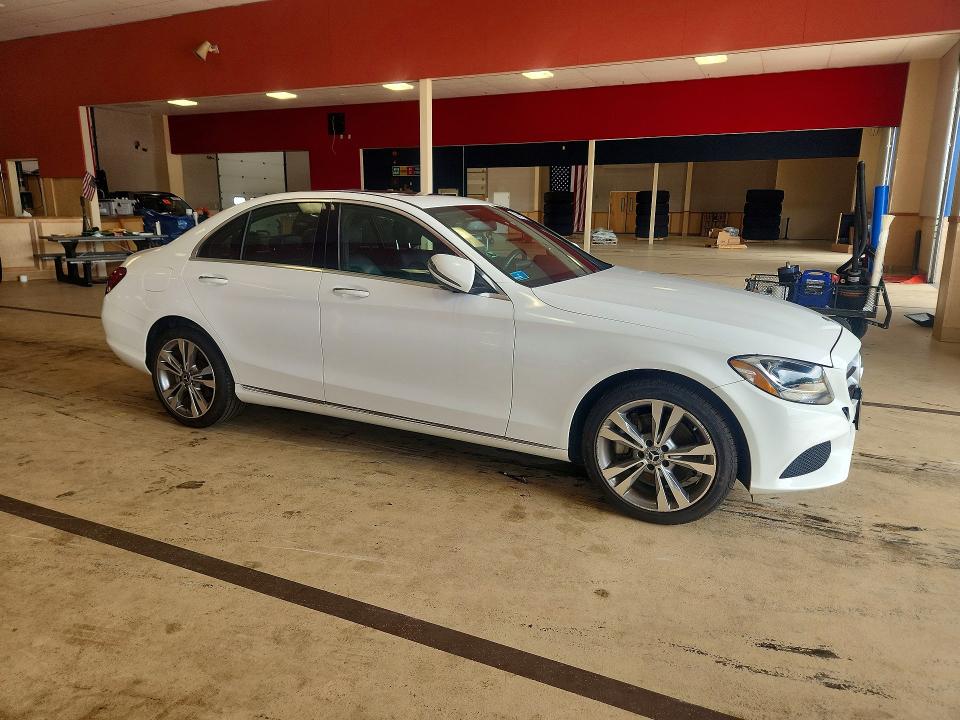 Продаж на аукціоні авто 2018 Mercedes-benz C, vin: 55SWF4KB8JU265085, номер лоту: 65842216