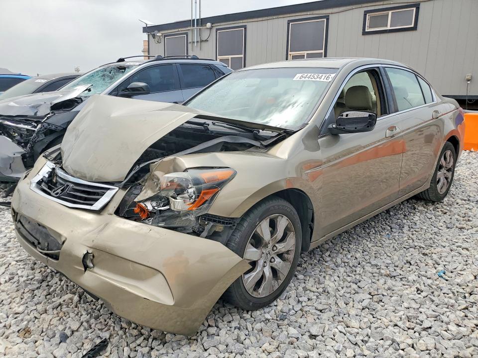Auction sale of the 2010 Honda Accord, vin: 1HGCP2F8XAA063654, lot number: 64453416