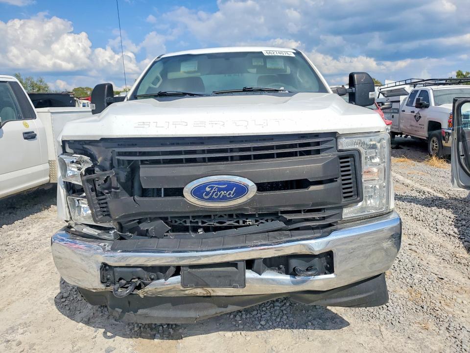 Продажа на аукционе авто 2019 Ford F350, vin: 1FT8X3B69KEF57805, номер лота: 66274076