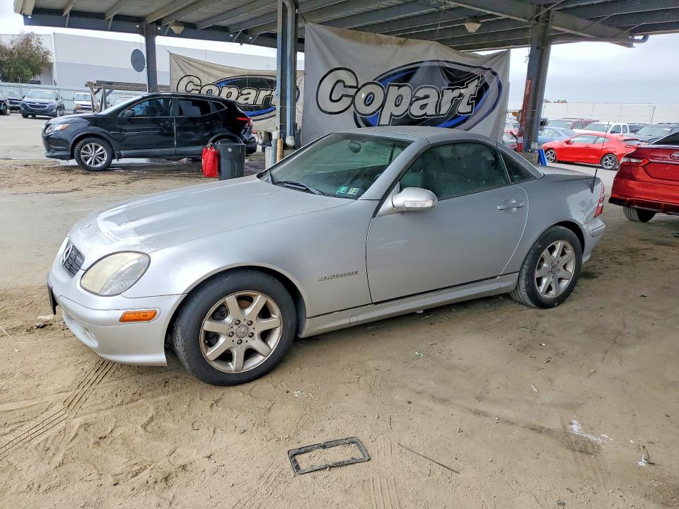 2001 Mercedes-benz Slk მანქანა იყიდება აუქციონზე, vin: WDBKK49F31F186177, აუქციონის ნომერი: 63857466