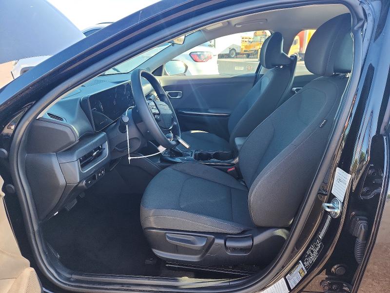 2025 Kia K4 მანქანა იყიდება აუქციონზე, vin: 3KPFT4DE2SE062749, აუქციონის ნომერი: 65624196