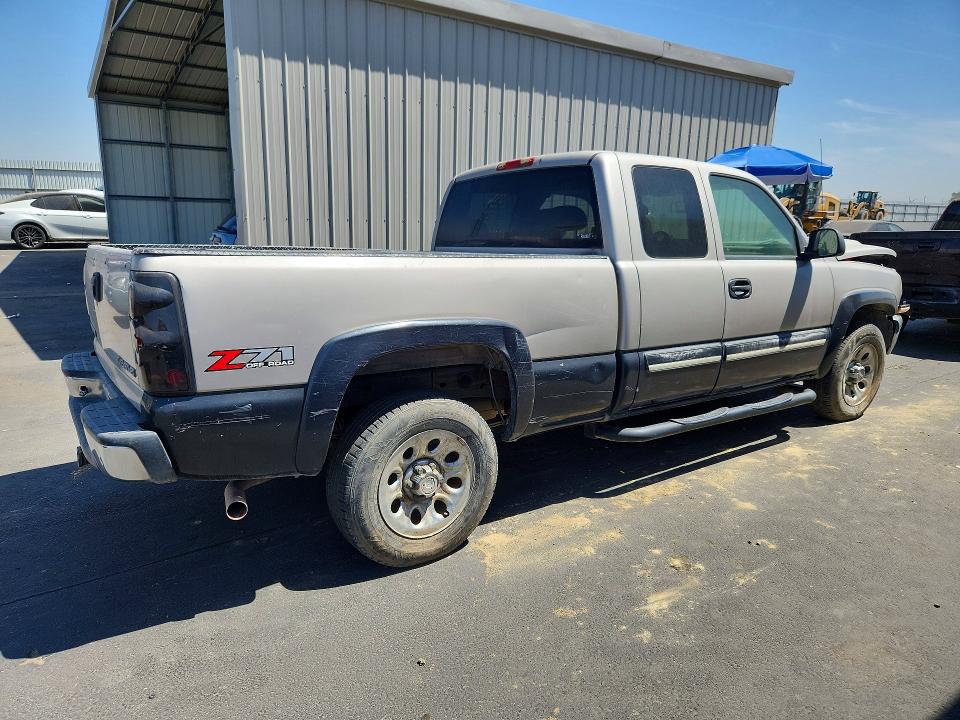 65524776 :رقم المزاد ، 1GCEK19T24Z210703 vin ، 2004 Chevrolet Silverado مزاد بيع