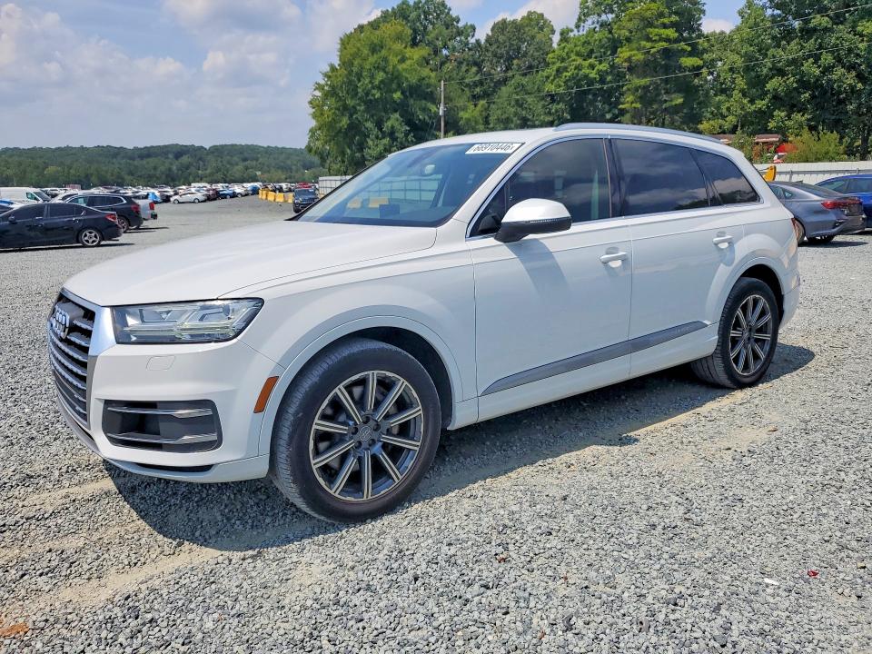Продажа на аукционе авто 2017 Audi Q7, vin: WA1LAAF7XHD005001, номер лота: 66910446