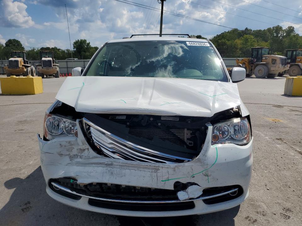 66828856 :رقم المزاد ، 2C4RC1BG5FR694570 vin ، 2015 Chrysler Town & Country مزاد بيع