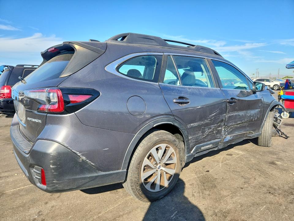 66079486 :رقم المزاد ، 4S4BTAAC0L3234703 vin ، 2020 Subaru Outback مزاد بيع