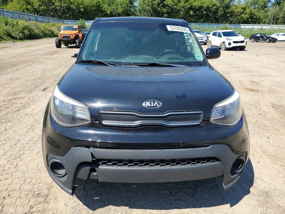 2017 Kia Soul მანქანა იყიდება აუქციონზე, vin: KNDJN2A21H7882459, აუქციონის ნომერი: 63700226