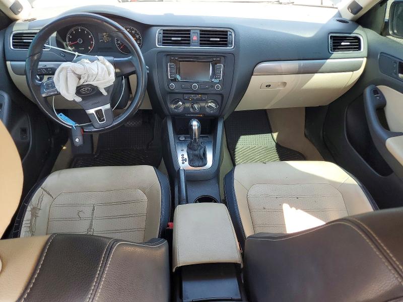 64826176 :رقم المزاد ، 3VWLP7AJ8DM236937 vin ، 2013 Volkswagen Jetta مزاد بيع
