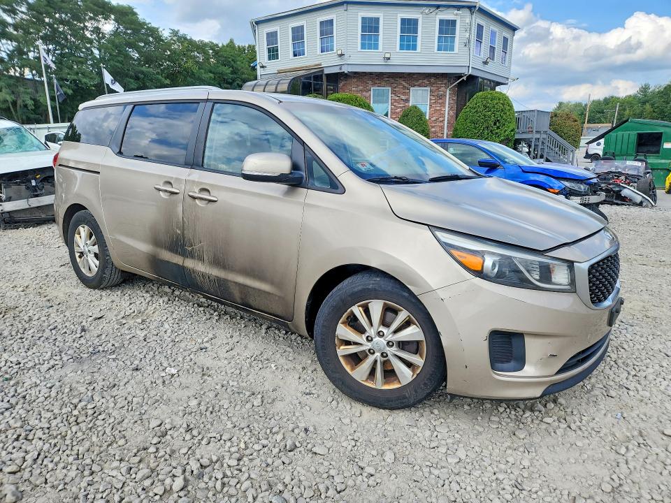 67134496 :رقم المزاد ، KNDMB5C13F6069932 vin ، 2015 Kia Sedona مزاد بيع