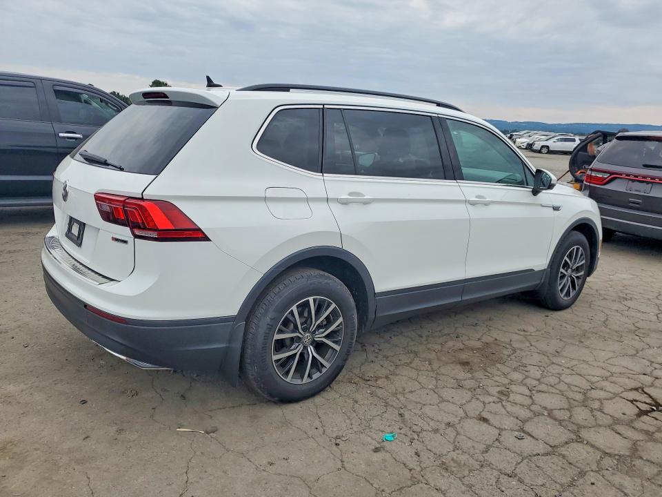 Продаж на аукціоні авто 2019 Volkswagen Tiguan, vin: 3VV2B7AX5KM185672, номер лоту: 65782846
