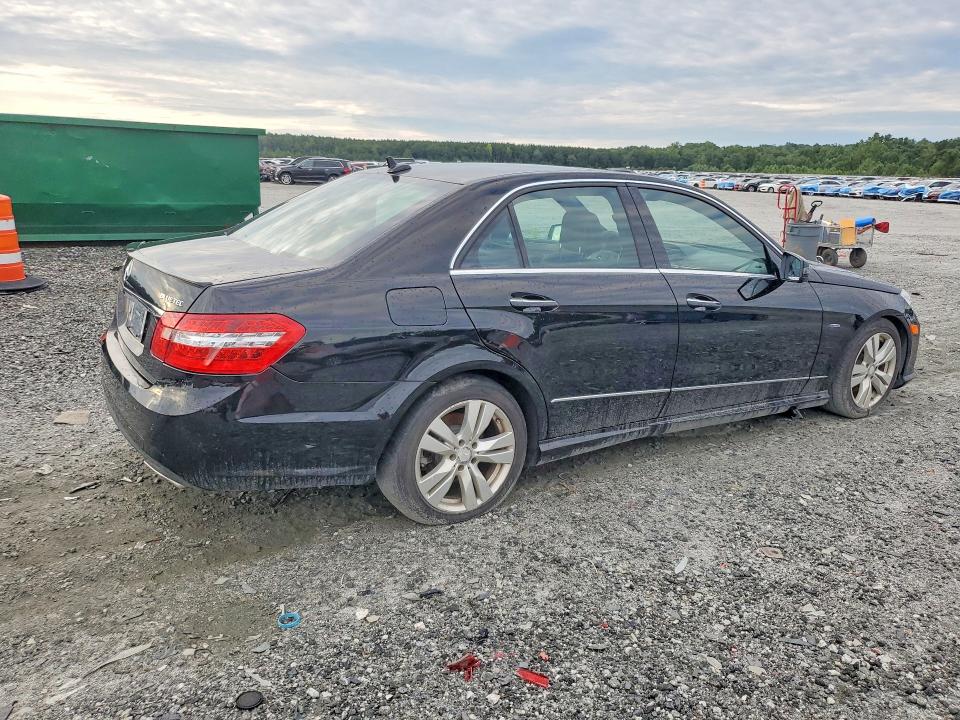 64967316 :رقم المزاد ، WDDHF2EB6BA455817 vin ، 2011 Mercedes-benz E مزاد بيع