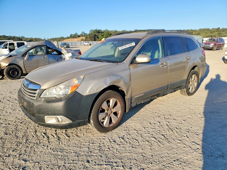 2010 Subaru Outback მანქანა იყიდება აუქციონზე, vin: 4S4BRBCC9A3376661, აუქციონის ნომერი: 63767426