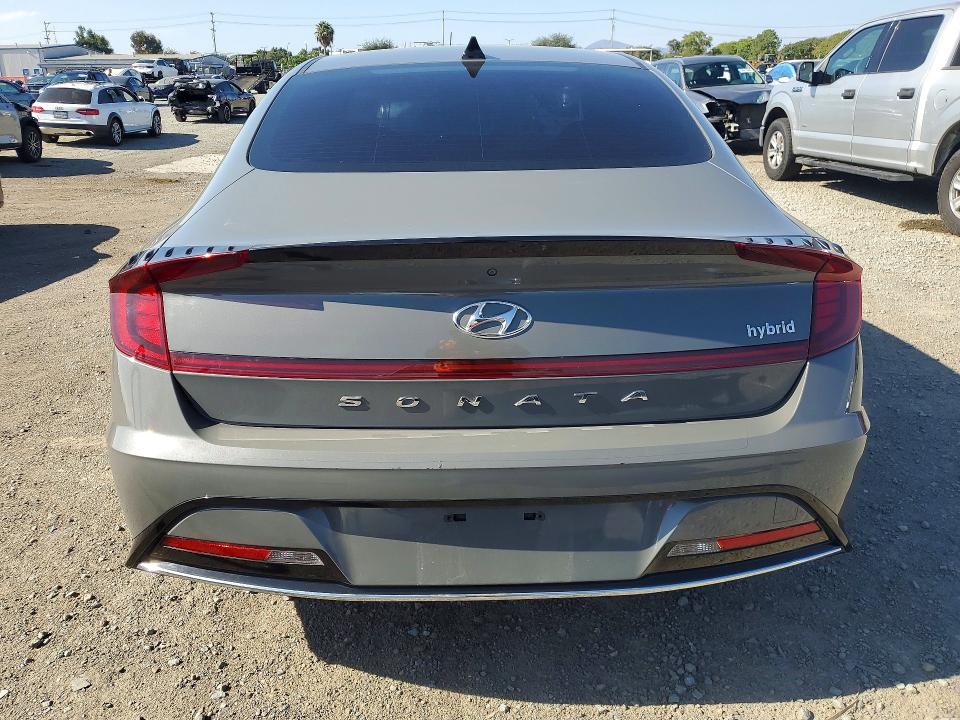 2021 Hyundai Sonata Hybrid მანქანა იყიდება აუქციონზე, vin: KMHL34JJ6MA027993, აუქციონის ნომერი: 64984366