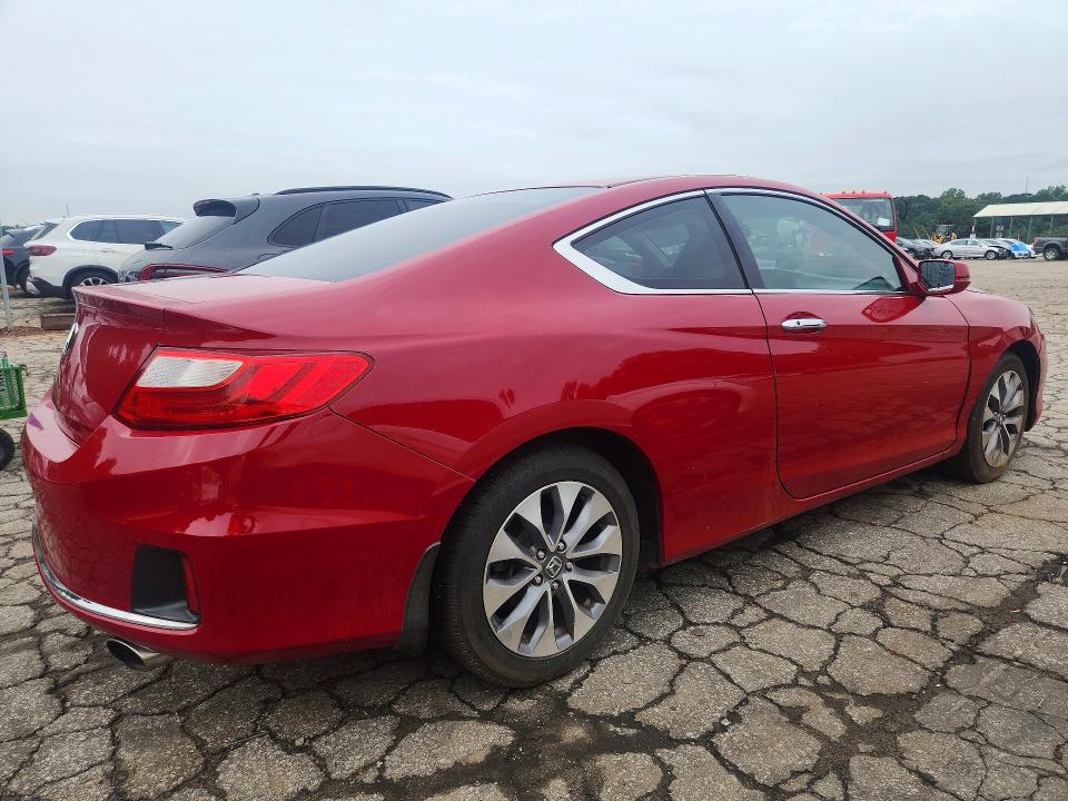 2013 Honda Accord მანქანა იყიდება აუქციონზე, vin: 1HGCT1B75DA012554, აუქციონის ნომერი: 63898296