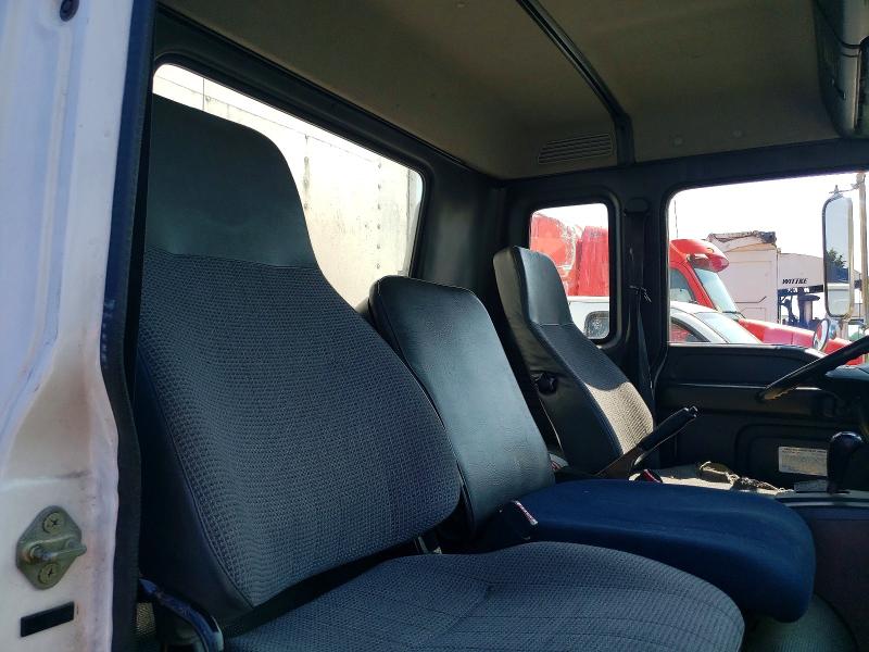 64823486 :رقم المزاد ، J8DF5C13017701859 vin ، 2001 Gmc Unknown مزاد بيع