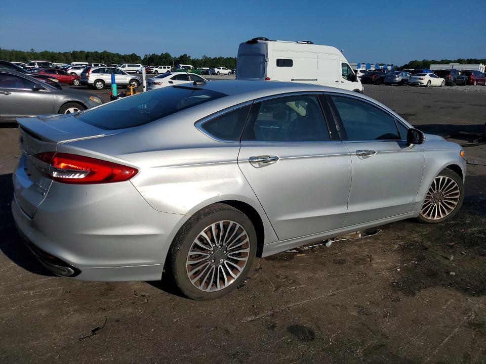 64410506 :رقم المزاد ، 3FA6P0D94JR137254 vin ، 2018 Ford Fusion مزاد بيع